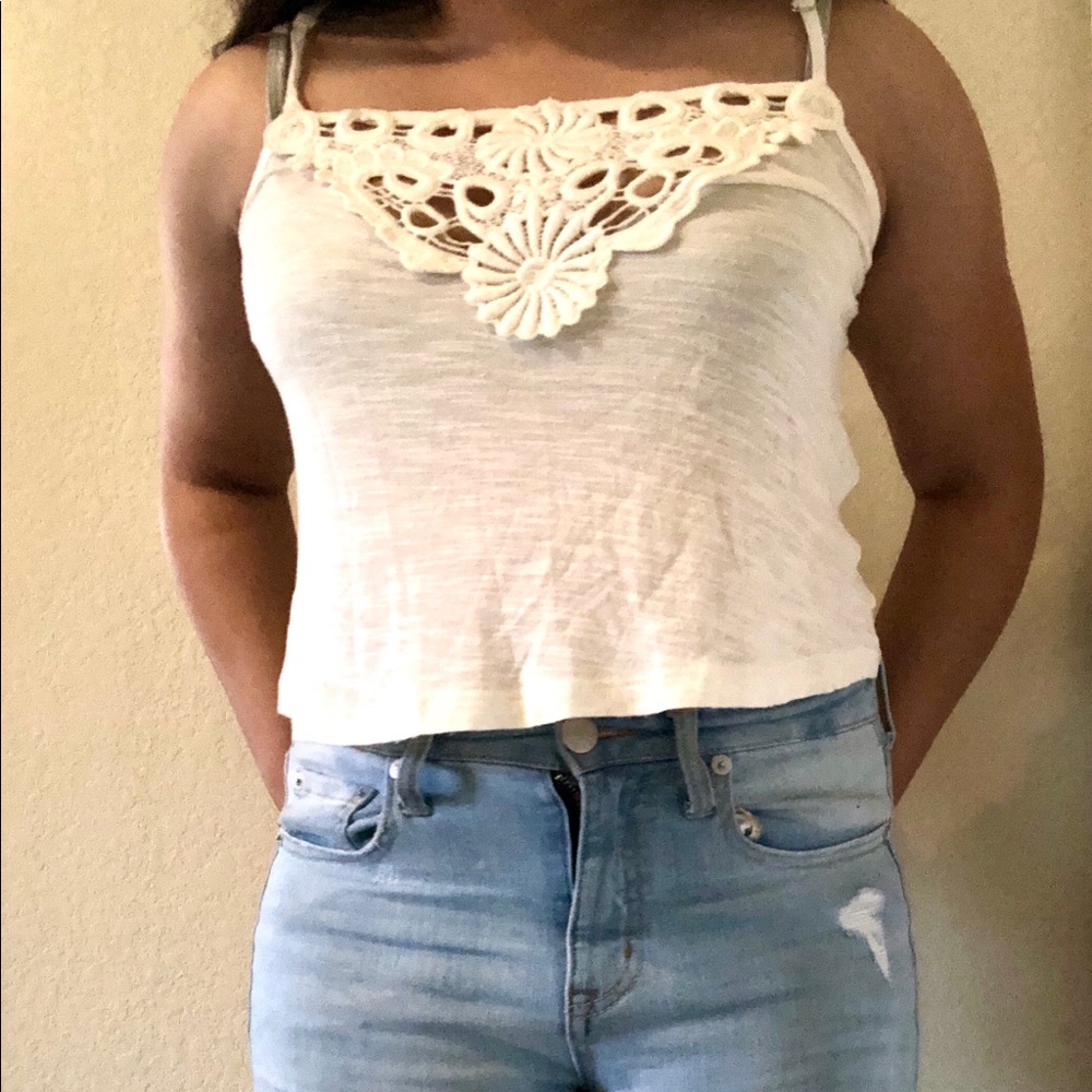 FOREVER 21  TANK CROP TOP